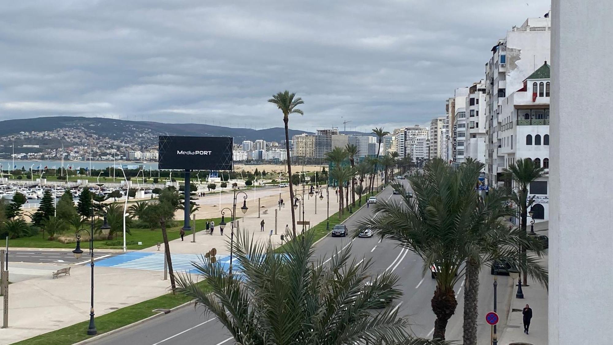 Hotel Biarritz Танжер Екстериор снимка