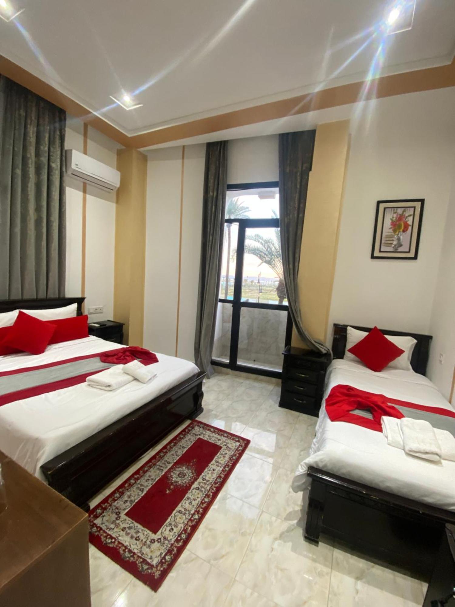 Hotel Biarritz Танжер Екстериор снимка